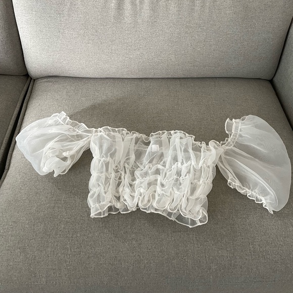 White Ruffle Mesh Crop - Picture 2 of 4